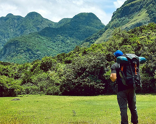 adventure hiking in Sri Lanka 